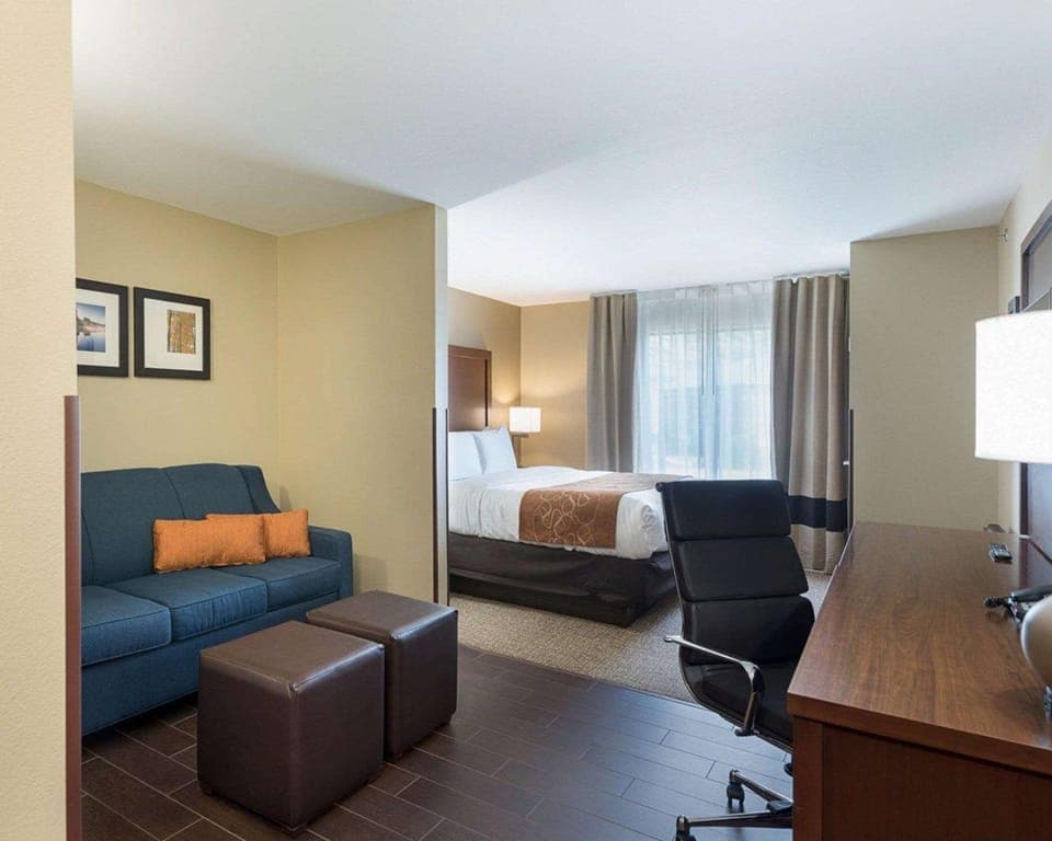 Suite room