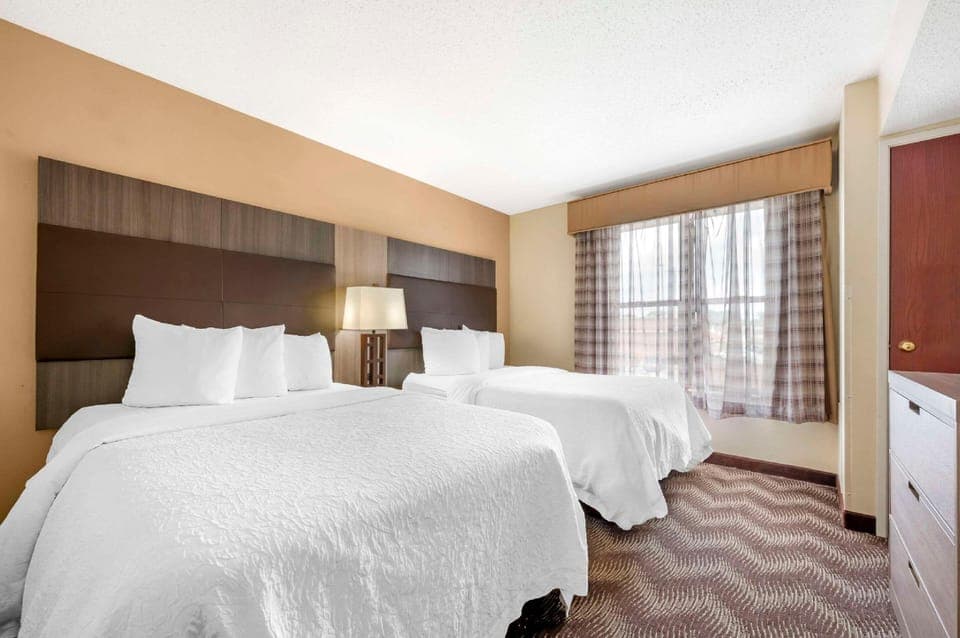Suite room