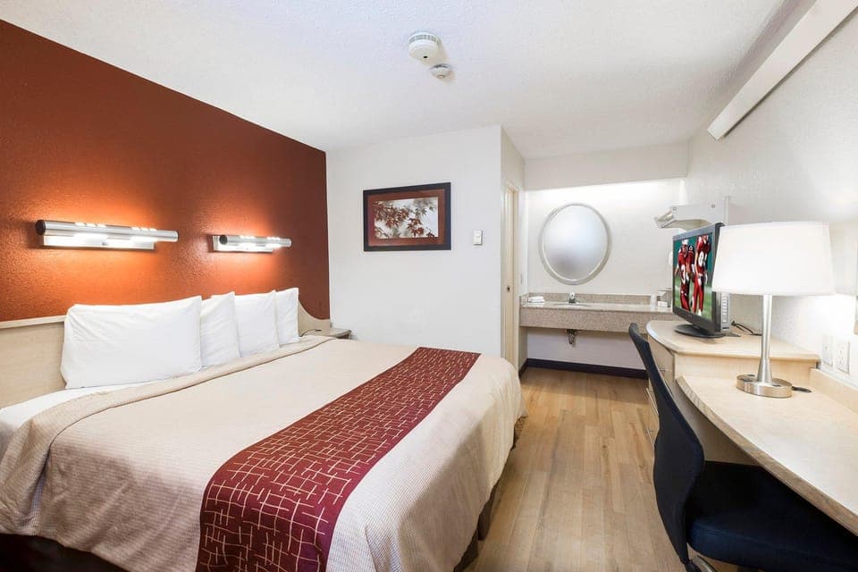Guestroom