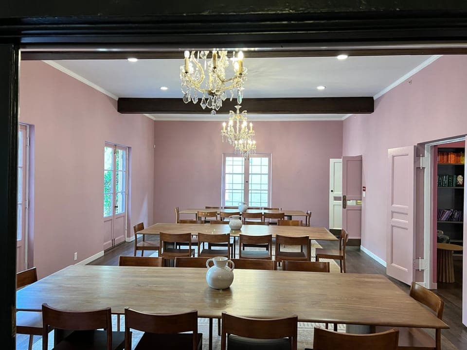 Westholme Park - Female Only Hostel in Westwood