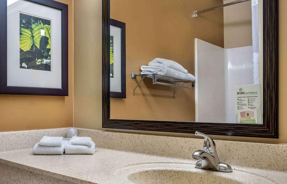 Extended Stay America Suites Ft Lauderdale Cyp Crk Andrews A Hotel in Oakland Park