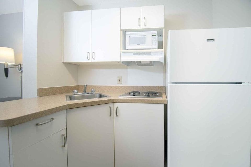 Extended Stay America Suites Ft Lauderdale Cyp Crk NW 6th Wy Hotel in Oakland Park