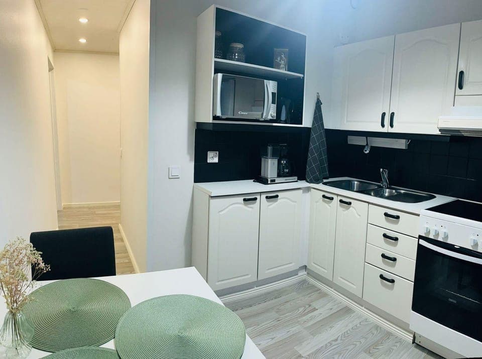 Modern 1BR Retreat in Heart of Jyväskylä Hotel in Finland