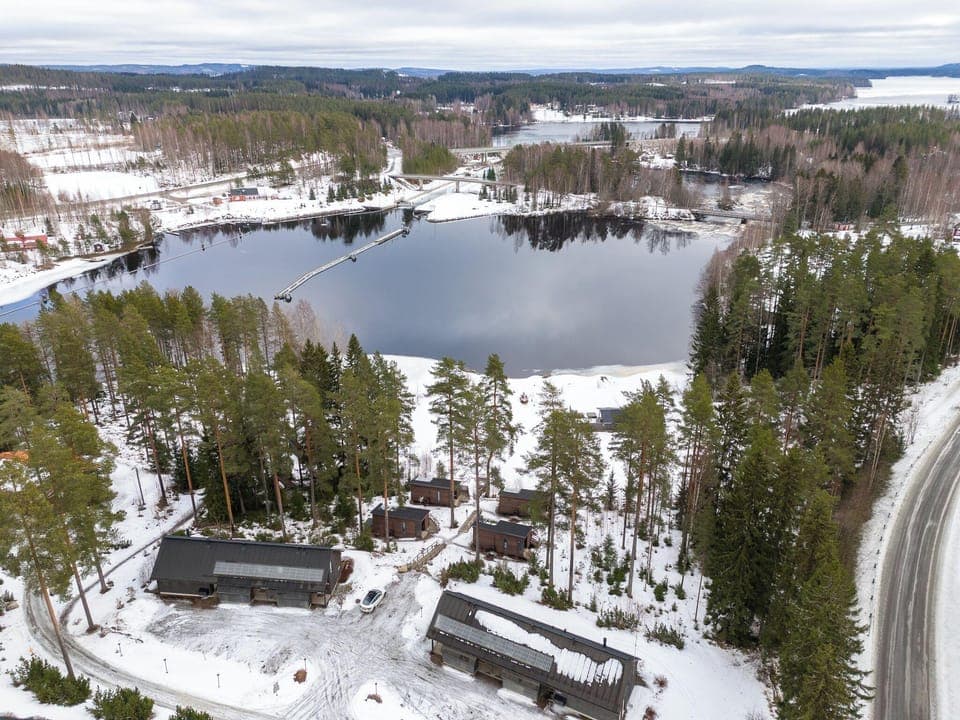 Private & Cozy Suite with lake views Hotel in Finland