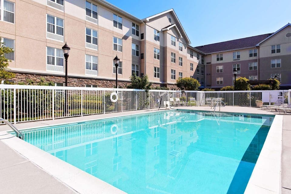 Homewood Suites by Hilton Knoxville West at Turkey Creek Hotel in Farragut