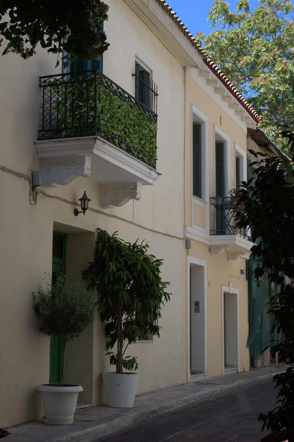Athenian niche in Plaka Hotel in Plaka