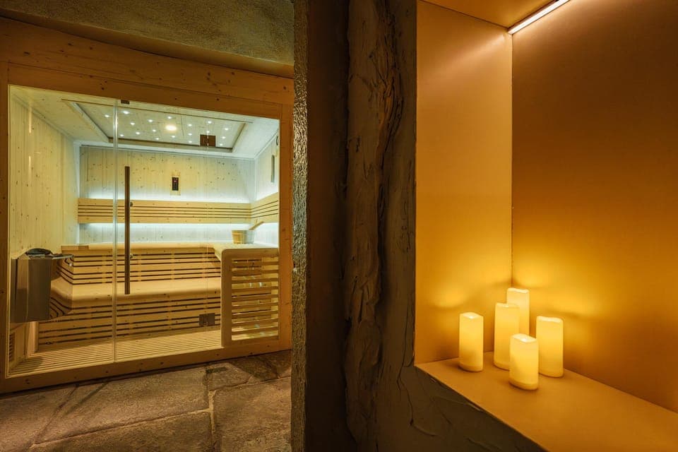 Hotel Brocco & Posta Hotel in Canton of Grisons