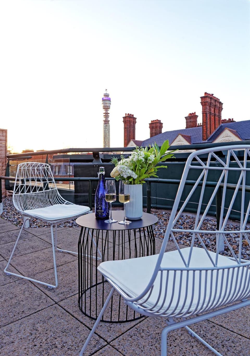 Oxford Street Fitzrovia Apartments by D'Montrio Hotel in London Borough of Islington