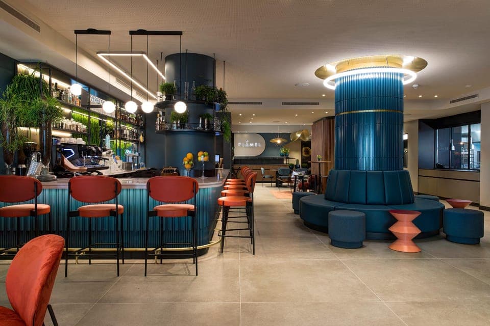 Bar/lounge