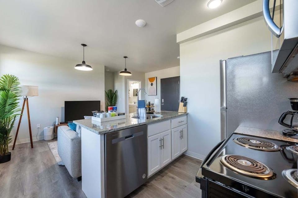 Modern Retreat Near Henry Ford Hotel in Detroit