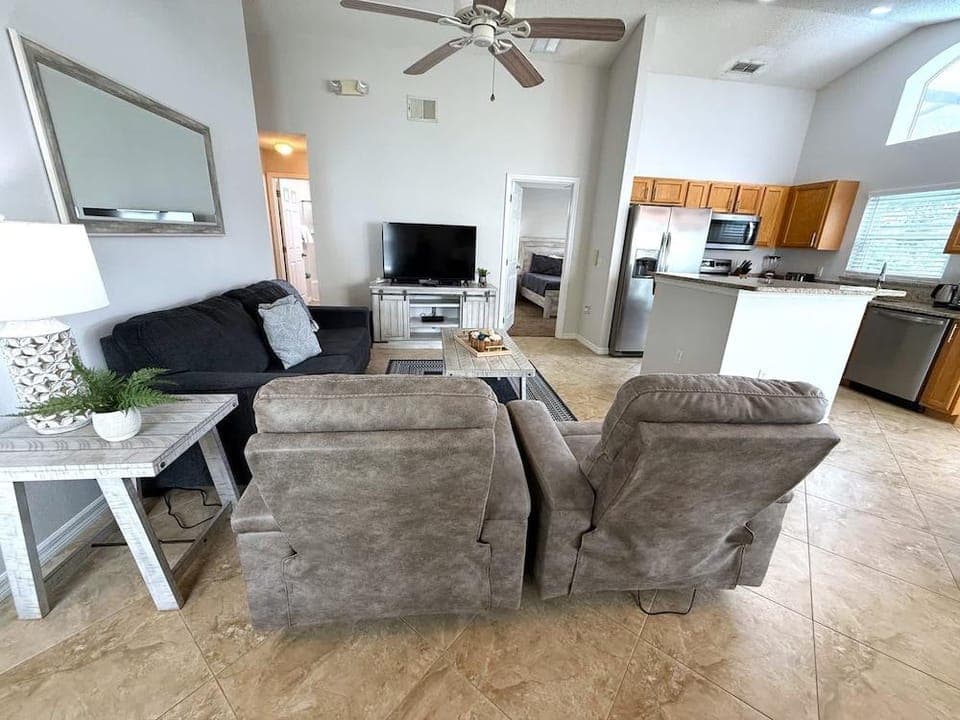 1116mcd Lake View in Southern Dunes - Free Pool Heat!! Hotel in Haines City