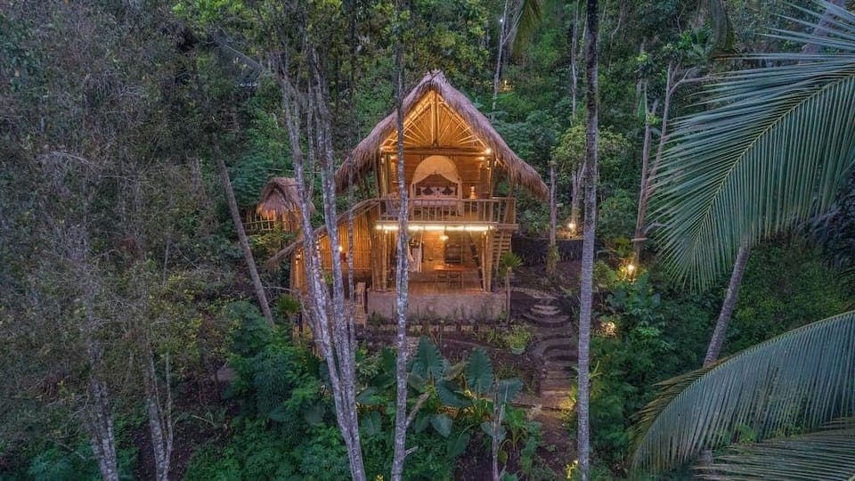 Ayo Hill Villa Hotel in Sidemen