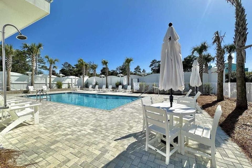 Nacho Beach House by Avantstay Inlet Beach Sleeps 10 + Pool Hotel in Inlet Beach
