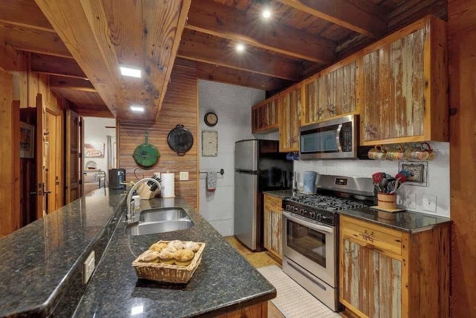 The Willows Casa Grande - Four Minutes to Downtown! Hotel in Fredericksburg