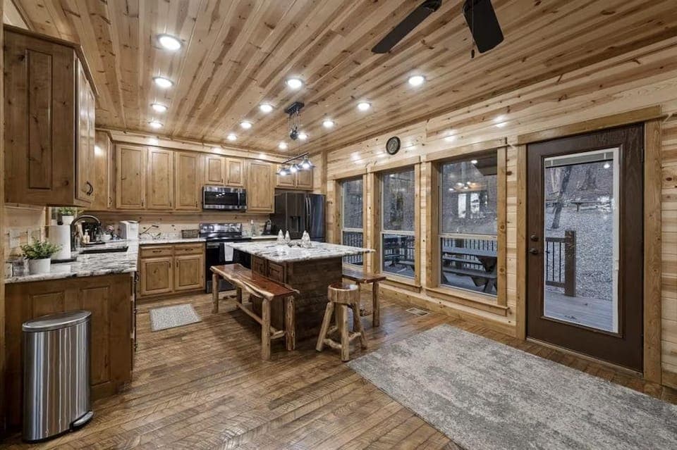 Three Bears Hideout Luxury Mountain Cabin Getaway for Families Groups Hotel in Colorado