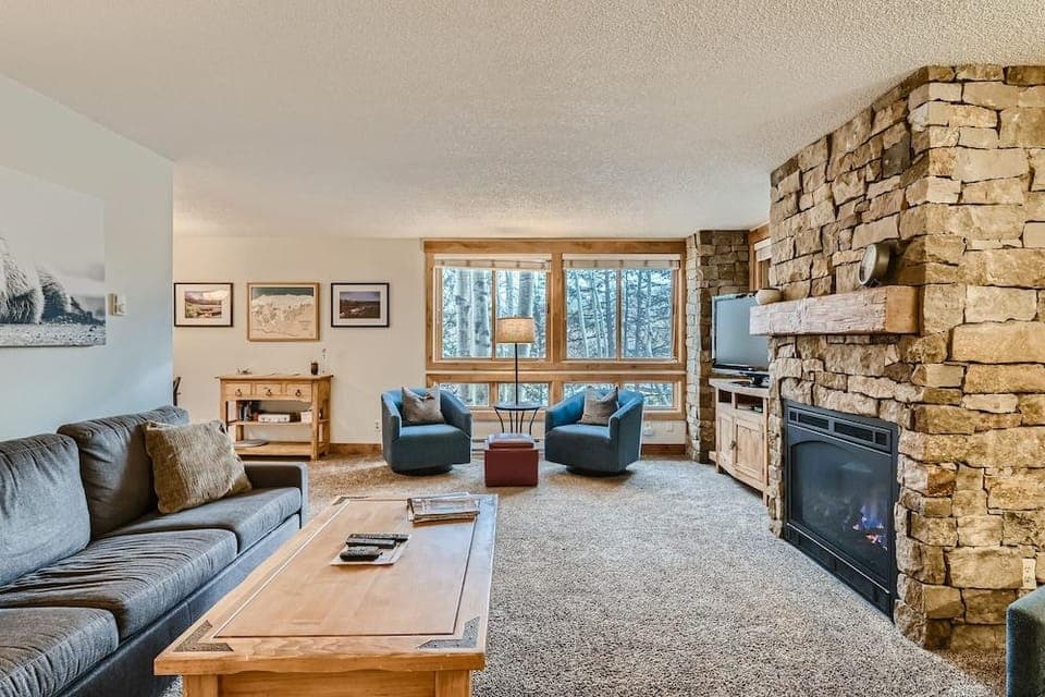Ski Hill 23 2 Bedroom Condo Hotel in Breckenridge