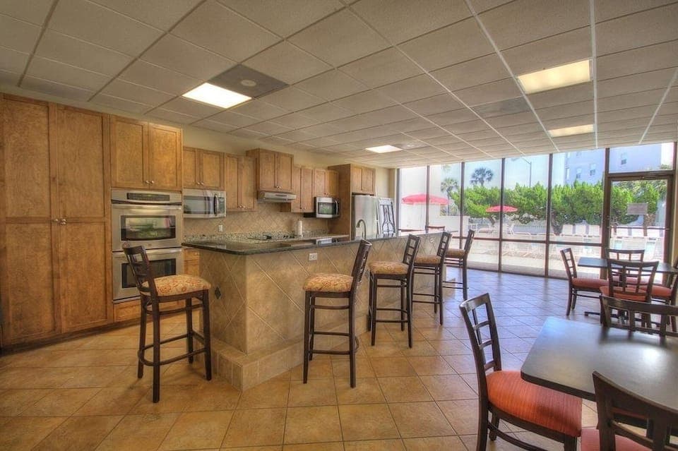 146 El Matador 2 Bedroom Condo Hotel in Okaloosa Island