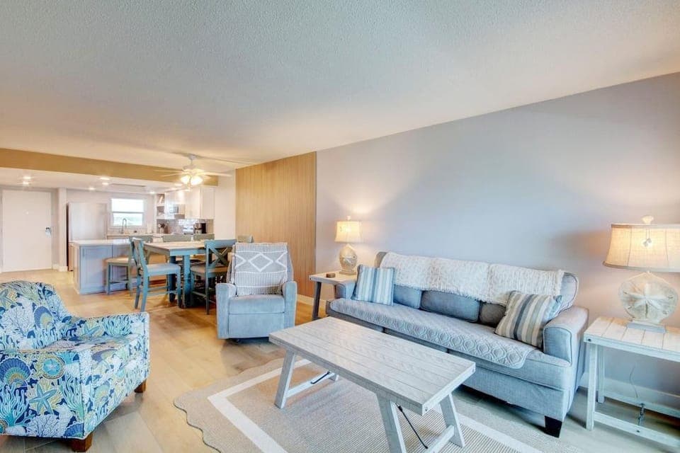 146 El Matador 2 Bedroom Condo Hotel in Okaloosa Island