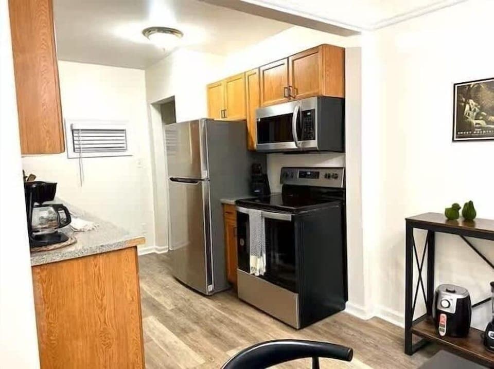 Pontiac Family-friendly 3br 3 Bedroom Home Hotel in Auburn Hills
