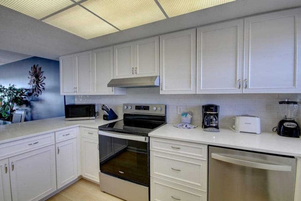 447 El Matador 2 Bedroom Condo by RedAwning Hotel in Okaloosa Island