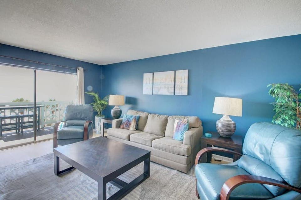 447 El Matador 2 Bedroom Condo by RedAwning Hotel in Okaloosa Island
