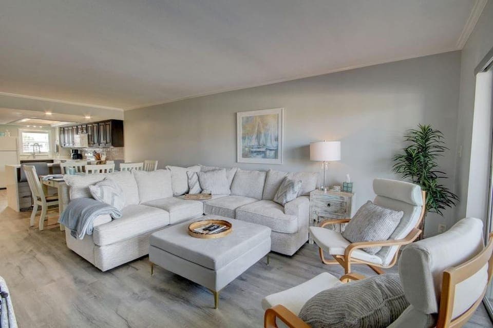 528 El Matador 2 Bedroom Condo by RedAwning Hotel in Okaloosa Island