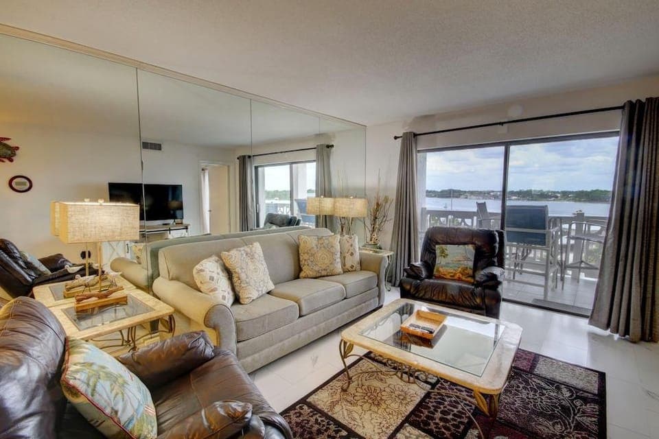 562 El Matador 2 Bedroom Condo by RedAwning Hotel in Okaloosa Island