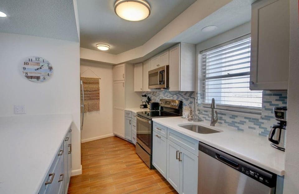 225 El Matador 1 Bedroom Condo by RedAwning Hotel in Okaloosa Island