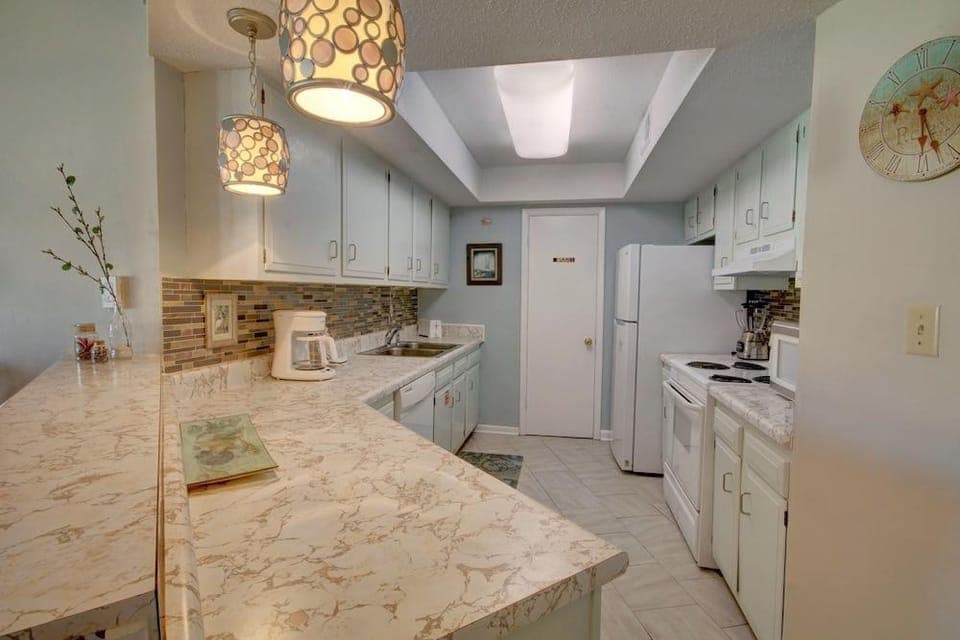 464 El Matador 1 Bedroom Condo by RedAwning Hotel in Okaloosa Island