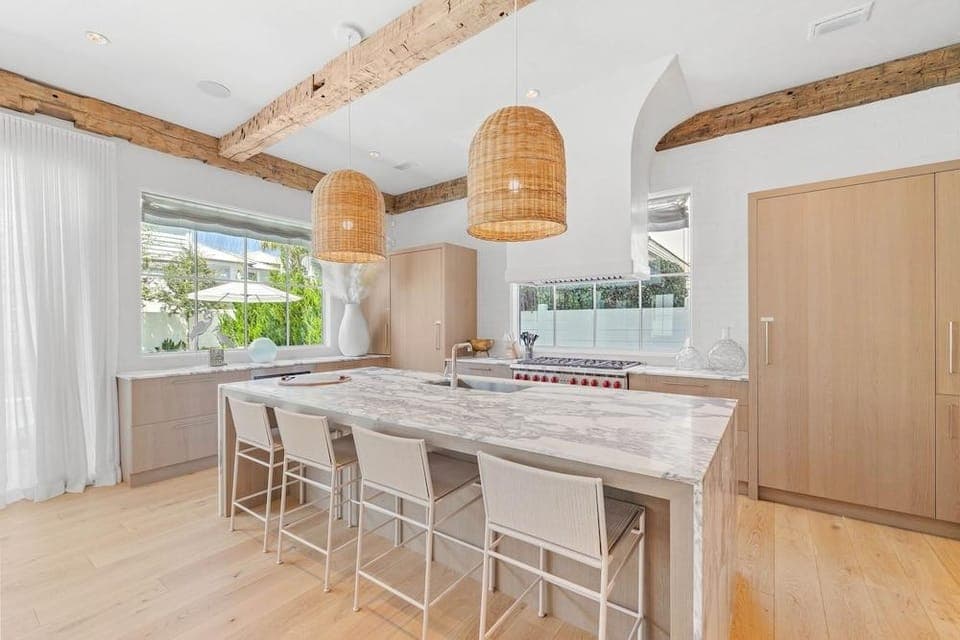 Verisun 40 Elysee Court 5 Bedroom Home by RedAwning Hotel in Rosemary Beach