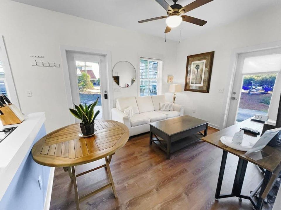Sand Piper 1 Bedroom Home by RedAwning Hotel in Inlet Beach
