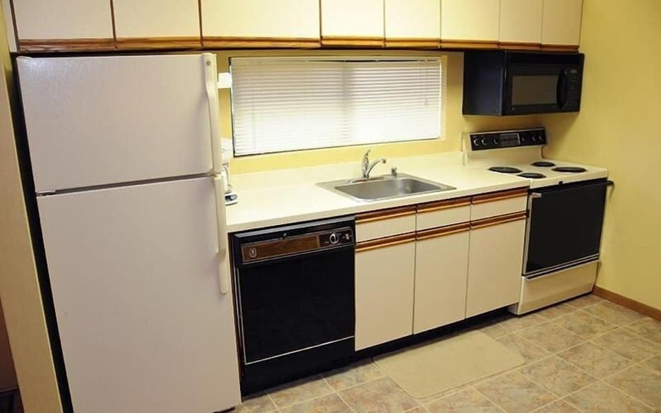Seven Springs Stoneridge 3 Bedroom Standard Condo - Pet Friendly! by RedAwning Hotel in Seven Springs