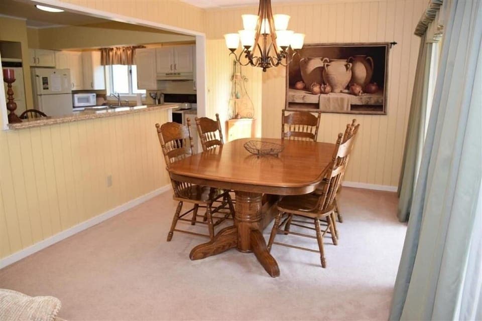 Seven Springs 2 Bedroom Deluxe Condo with Private Deck! by RedAwning Hotel in Seven Springs
