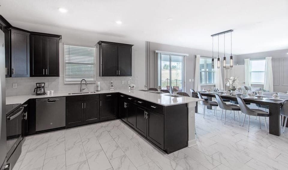 9028sh-the Retreat At Championsgate 6 Bedroom Home by RedAwning Hotel in Davenport