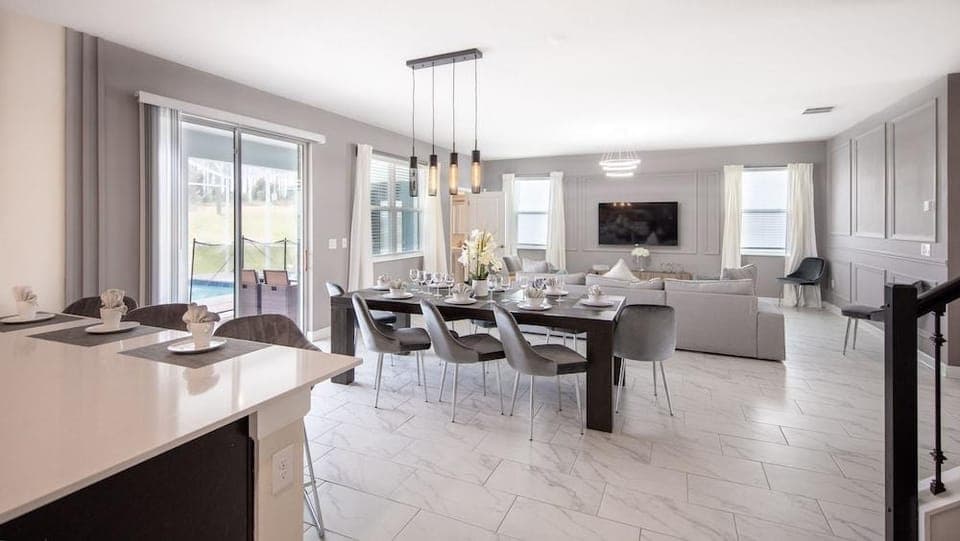 9028sh-the Retreat At Championsgate 6 Bedroom Home by RedAwning Hotel in Davenport