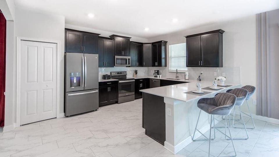 9028sh-the Retreat At Championsgate 6 Bedroom Home by RedAwning Hotel in Davenport