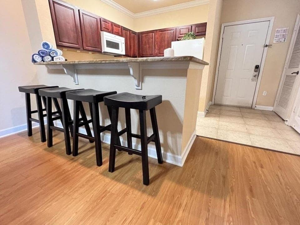 2 Bed 2 Bath Condo In Tuscana Resort 2 Bedroom Home by RedAwning Hotel in Davenport