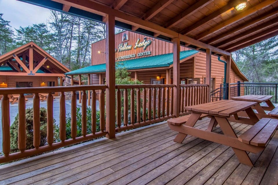 Moose Hollow Lodge Hotel in Sevier County