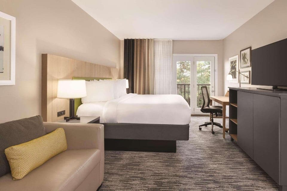 Suite room