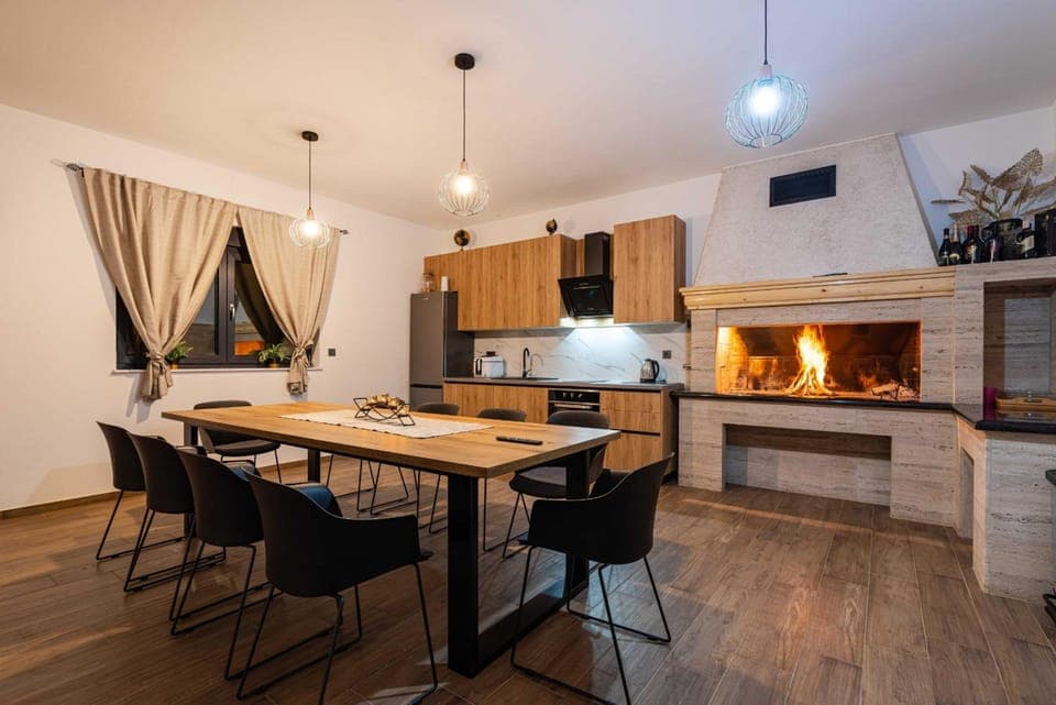 Luxury Villa with Pool and Jacuzzi Resort in Šibenik-Knin County, Croatia