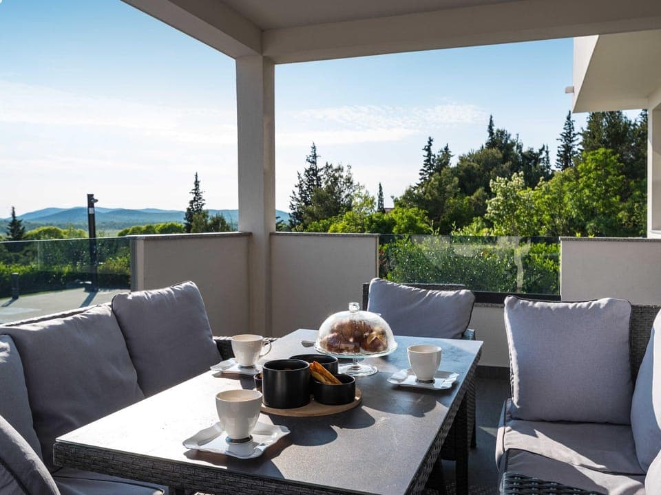 Luxury Villa with Pool and Jacuzzi Resort in Šibenik-Knin County, Croatia