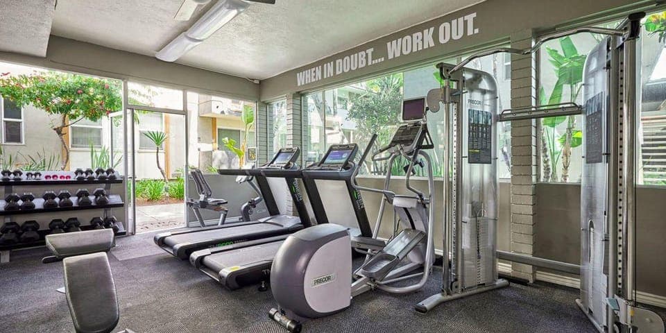 StaysPro - Executive Santa Monica Suites Hotel in Westwood