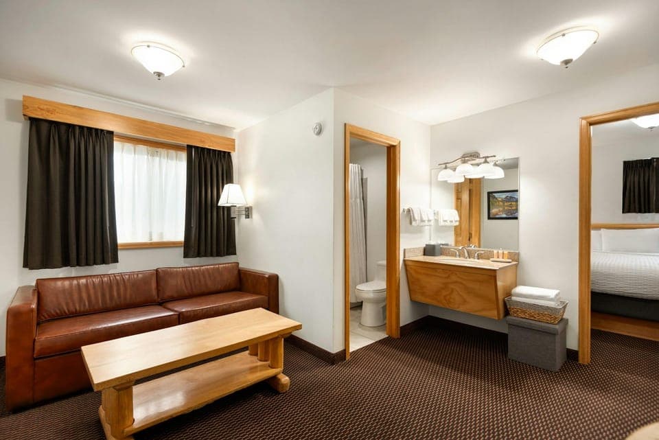 Guestroom