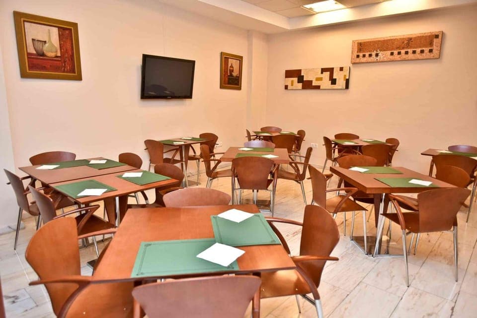 Bar/lounge