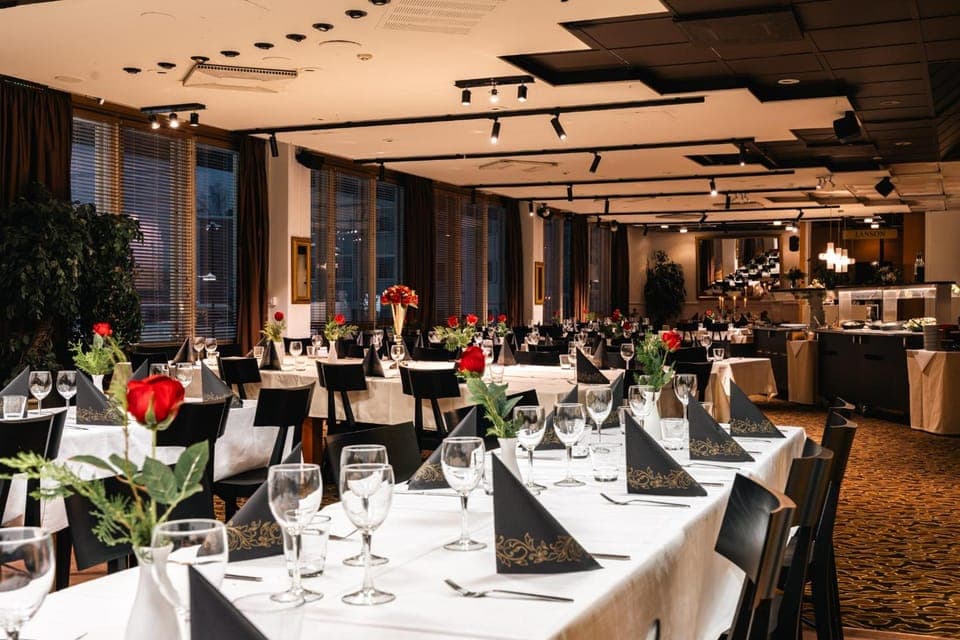 Banquet hall