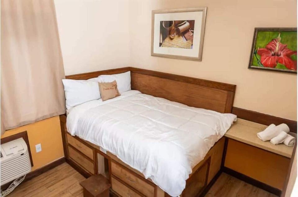 Simply Native B And B Hotel in Nassau