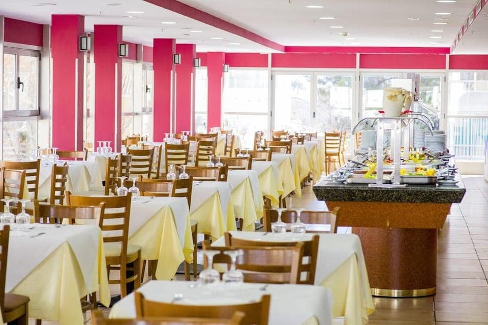 Hotel Biarritz Hotel in Safor