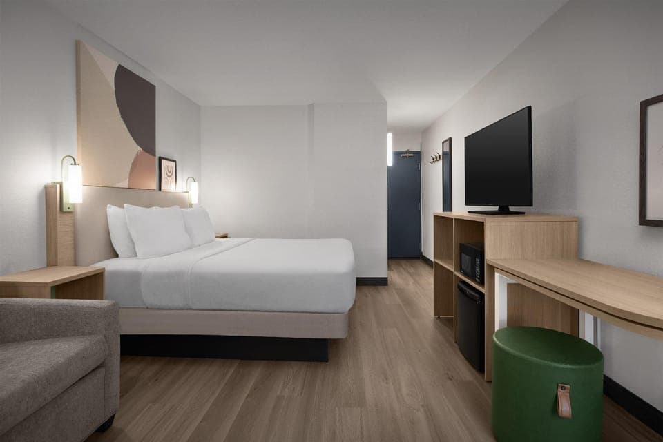 Guestroom