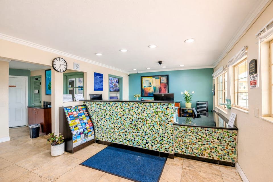 Avenida Oceanside by Aurelia Hotel in Oceanside