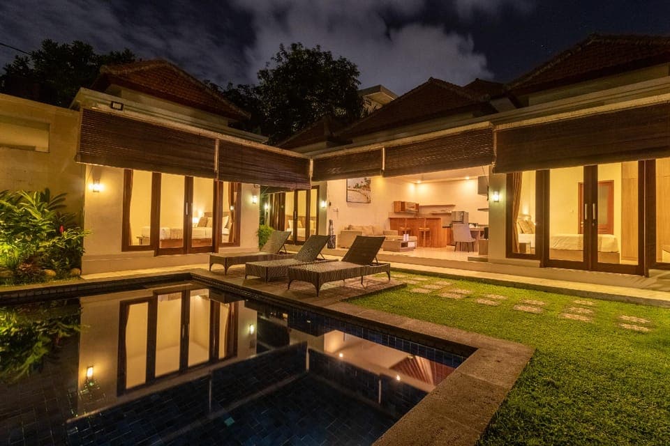 Private pool